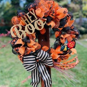 Halloween Wreath “Hey Boo” Handmade